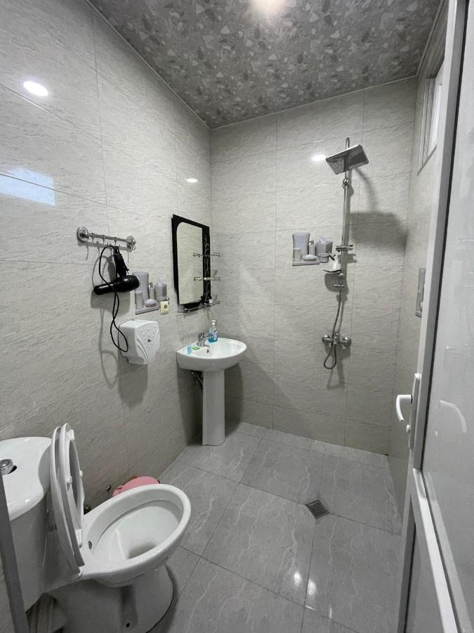 Nana'S Hotel Tchaikovsky Street 34 巴统 外观 照片